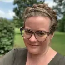 Beth Revis