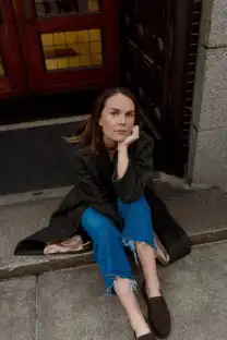 Caro Claire Burke