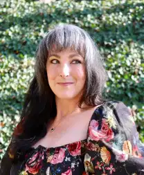 Delilah S. Dawson