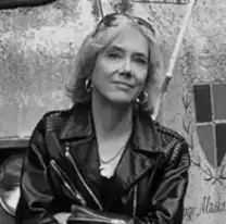 Elizabeth Hand