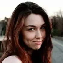 Tess Sharpe